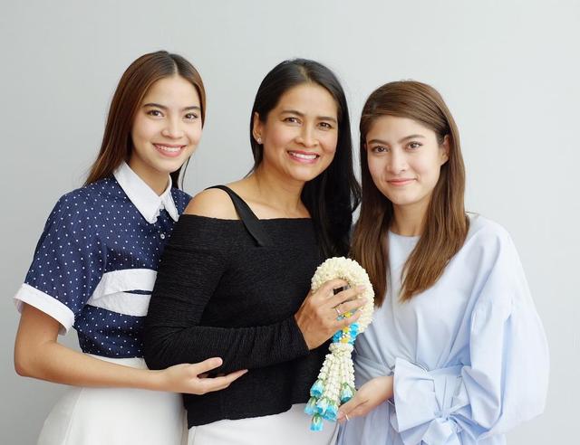 那个人人都长着一张欧美脸的中国“混血族”，现在过得怎么样了？