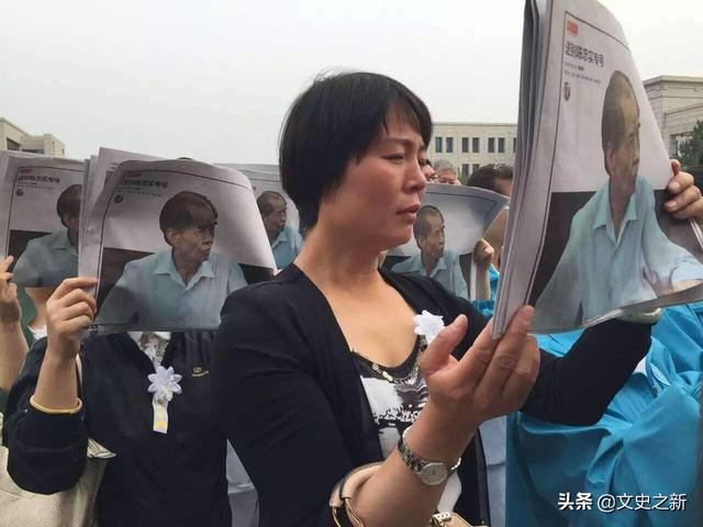 1997年，著名作家王小波英年早逝，文坛为何无人为他送行？