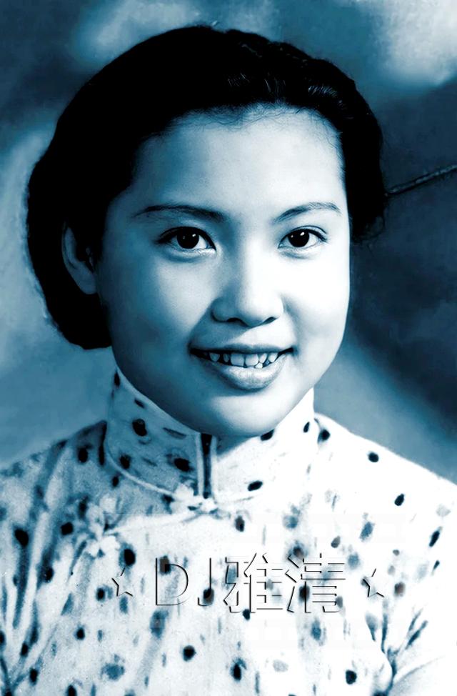 老照片:29位大明星的少女时代 个个像花骨朵般美丽 刘晓庆斗志昂扬