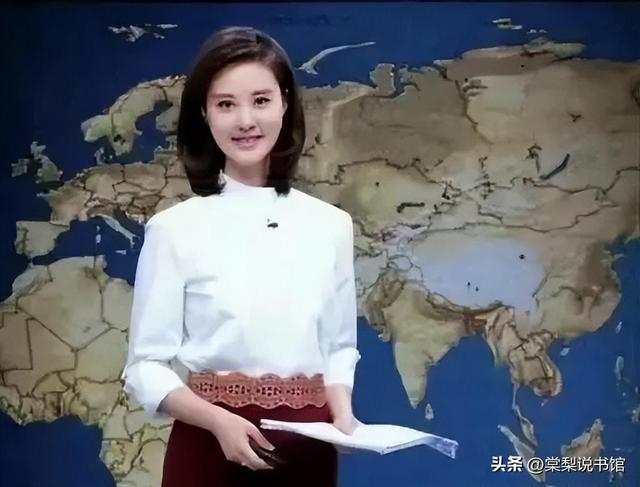 秦方：曾是重庆最美高考状元，今是央视知名女主持，42岁依然单身