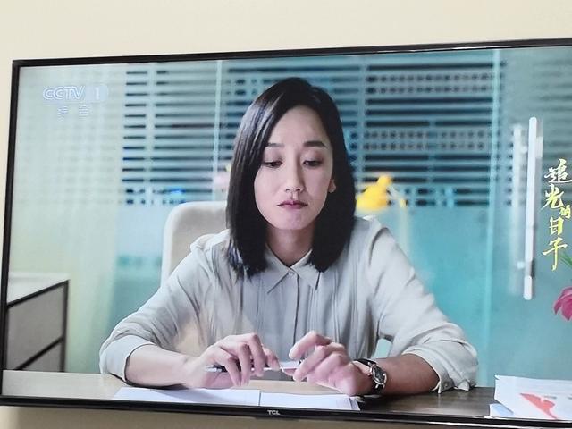 追光的日子：刚开播，就被心理老师圈粉，这个“小周迅”该火了