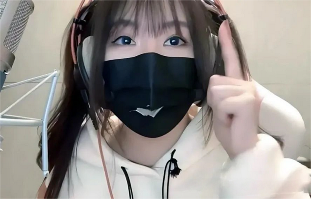 “一条小团团”：从巅峰主播到安静回归，她的选择引发热议