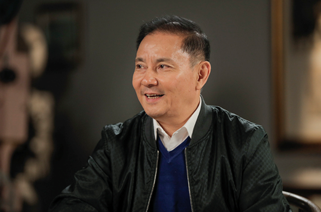 革命历史剧《渡江战役》要火，卢奇饰演邓小平，与谷伟携手演绎