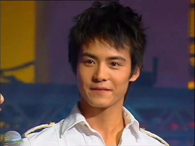 马天宇的凄惨童年：妈妈服药轻生，爸爸欠债离家，如今他想要隐退