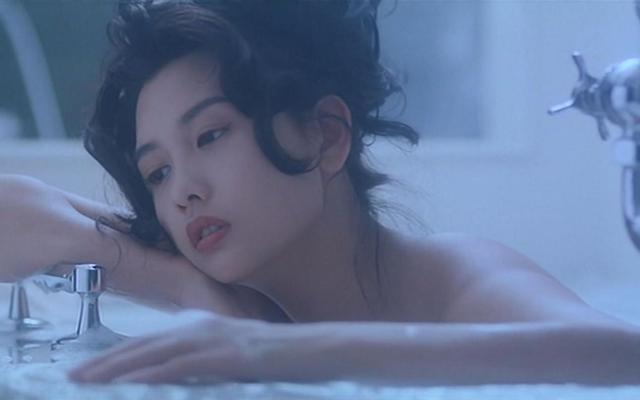 90年代的不老女神，又纯又欲，邱淑贞的五部电影，看过这辈子值了