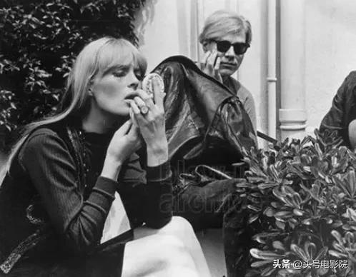 阿兰德龙去世，英俊风流一生，曾向中国女星求婚，说死后不验DNA