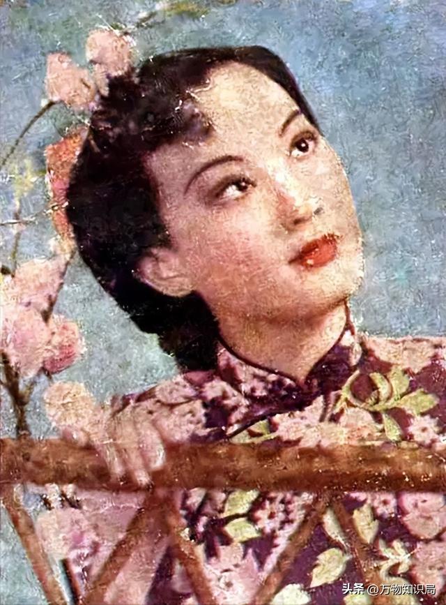 “金嗓子”周璇真的美吗？三岁容貌出众被拐，八岁差点被卖进青楼