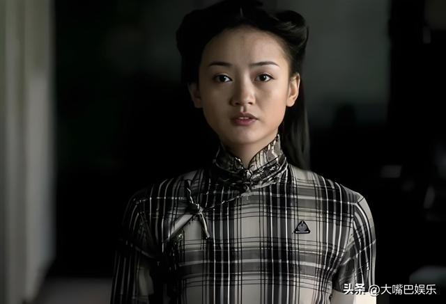 《雪豹》15年后,五位女演员不红各有苦衷,白月光“萧雅”近照美