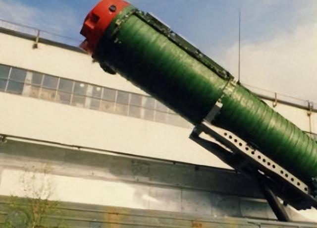 苏联末日列车：神出鬼没连美国都怕，一次可发射30枚核弹头