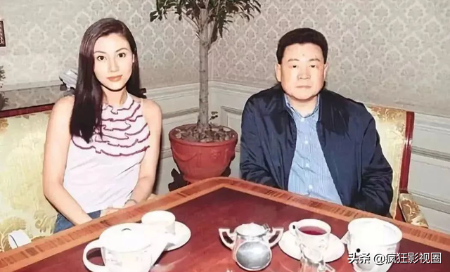 港片女神的“幻灭史”，恋过两位天王，走红后被豪门包养三年