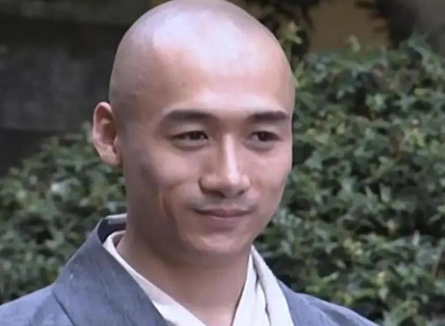 《天龙八部》“虚竹”被曝送外卖！已经息影9年，曾坦言不会复出