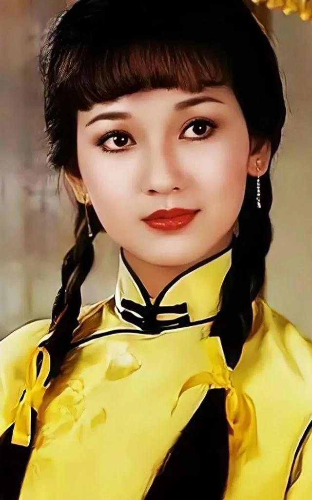 赵雅芝出轨被家暴,二婚嫁“花心龙套男”,情人痴等10年削发出家