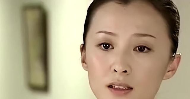 25岁被琼瑶捧红，为245万“出卖身体”，恋爱7天和丑男闪婚