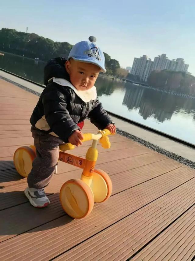 对于戒毒民警来说，爱情是“无论多晚，有我等你”！