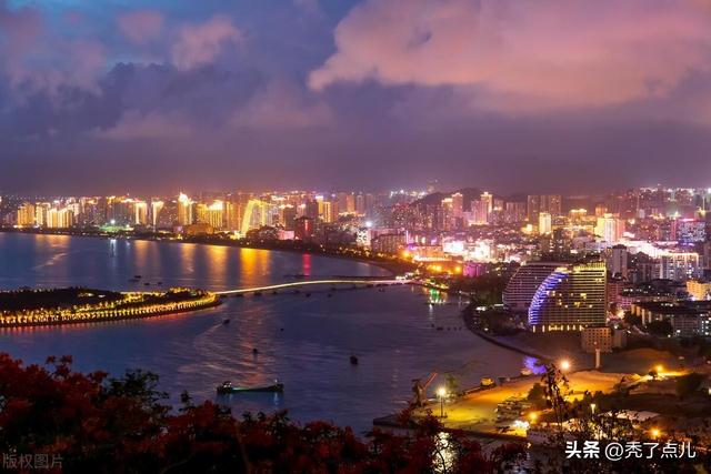 三亚市区必打卡攻略：本地人私藏的8大宝藏地标，解锁椰城新玩法