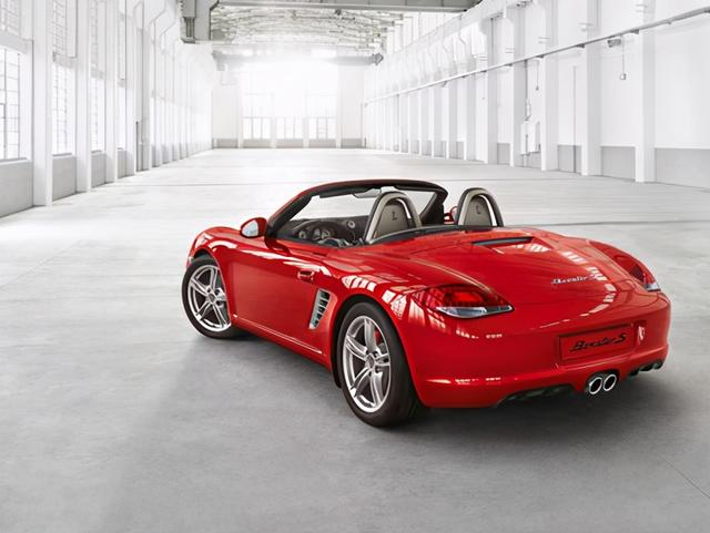 “玉女皇后”杨钰莹的迷乱情史，深陷红楼丑闻，一次恋爱影响一生