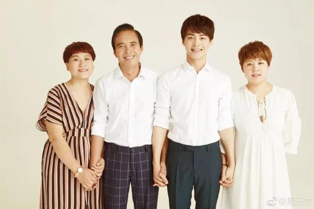 马天宇的凄惨童年：妈妈服药轻生，爸爸欠债离家，如今他想要隐退