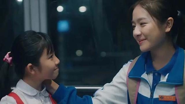 今年的最佳剧集，由打工人亲自出演