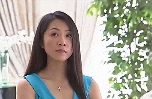 苦熬7年逼走原配，上位3年“遭报应”，脖子以下全是瘤惨死豪宅