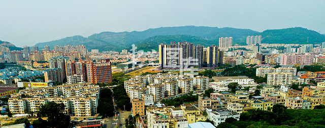 写下“工厂三部曲”,作家丁燕与东莞的时光印记