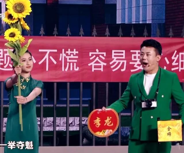 卫视春晚明星集体串台,小岳岳再现经典表情包,TVB春晚也凑热闹