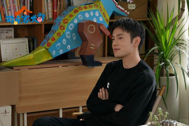 《欢乐家长群》卫然饰演的戴兵 网友：年轻人真实婚恋状态写照