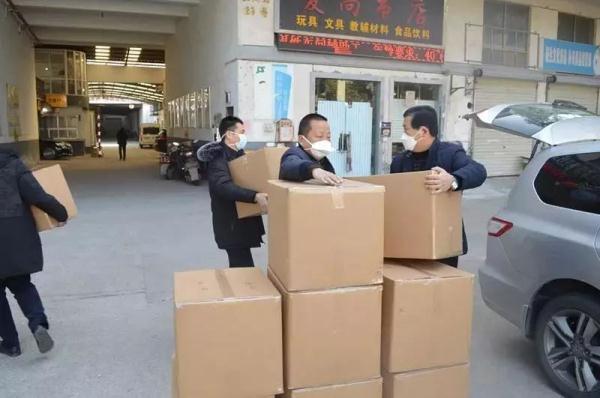 阳澄湖抗“疫”夫妻档，上阵父子兵