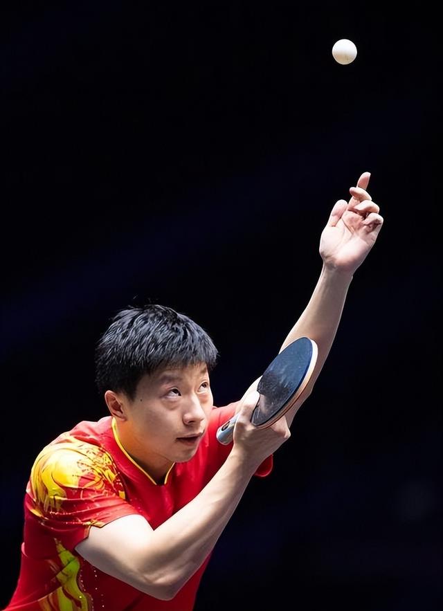 国乒身高：樊振东1米73，马龙1米75，王楚钦1米85，看着都差不多