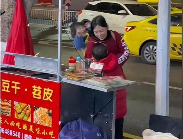 林静爆红涨粉50万，那个把她赶出家门的婆婆，肠子可能都要悔青了