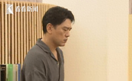 单人剧《低音大提琴》：一个人、一把琴成就一出戏