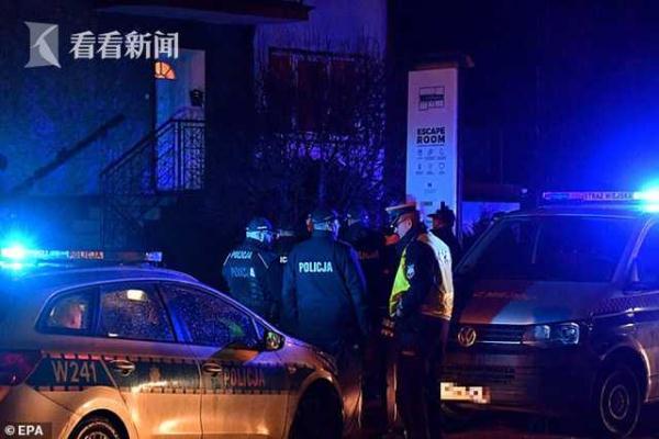 5名少女玩“密室逃脱”遇火灾 无法逃脱葬身火海