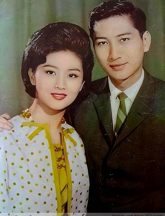 苗金凤是香港电视圈第一贵妇，前夫大她整整20岁，腰围只有66厘米