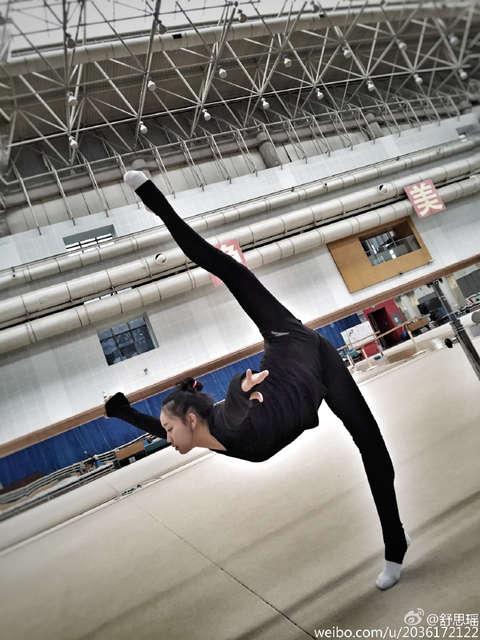 奥运舞出极限美,“一字马”女神舒思瑶练了20年