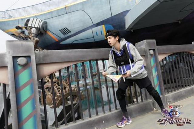 《全员加速中•对战季》开启金币大战，黄子弘凡以一敌五