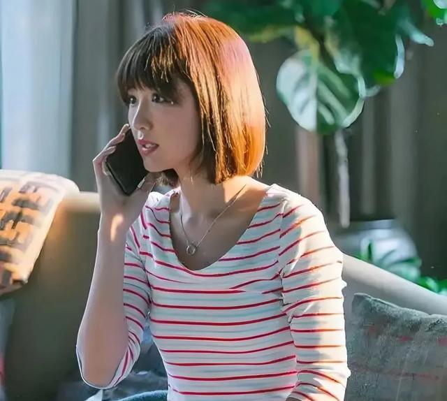 毛晓彤，出生被丢垃圾桶，逆袭后被告！