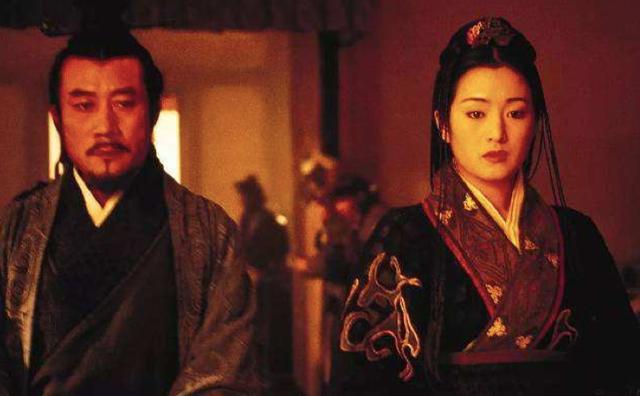 斥资12亿建秦王宫，再花10亿建唐宫，陈凯歌电影没拍好门票赚翻了