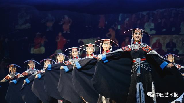 这些精彩舞蹈，源自舞者“走四方”│图集