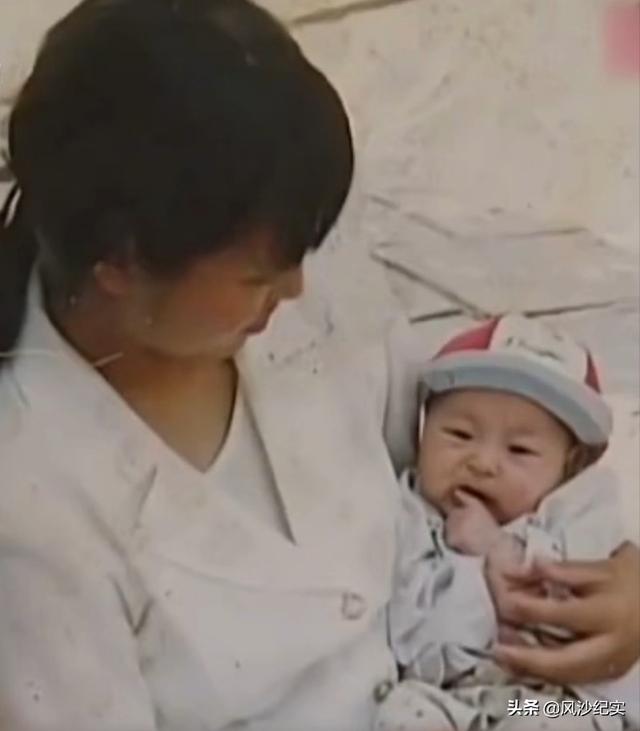 江苏夫妻弃96天女婴，16年后，儿子患绝症逼生女捐骨髓：我拒绝