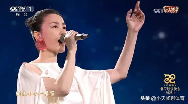 何为歌坛天后,王菲用实力书写属于她的“传奇”