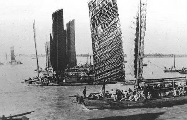 决不放弃袍泽！29岁副师长率4个步兵连，绝命驰援金门登陆部队