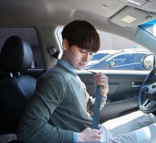 汽车座椅怎么调节才正确?记住这几点,开车舒适才能更安全