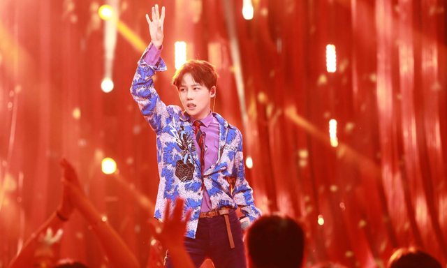 刘维宣布暂退娱乐圈，母亲癌症复发病情危险，圈内好友施以援手