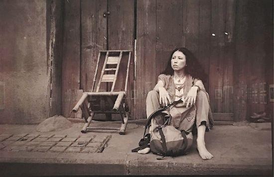 文汇记忆｜28年前的今天，三毛离世，四大才子都为她写下歌曲