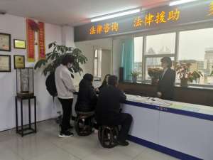 李荣凯(李荣凯：基层法律服务中的调解“明星”)