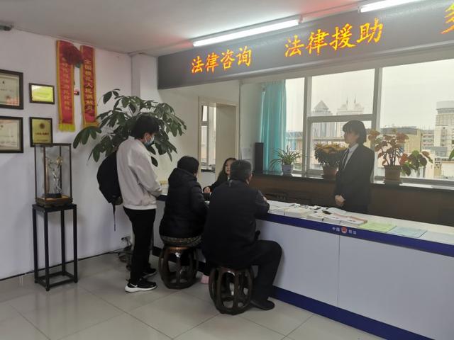 李荣凯:基层法律服务中的调解“明星”