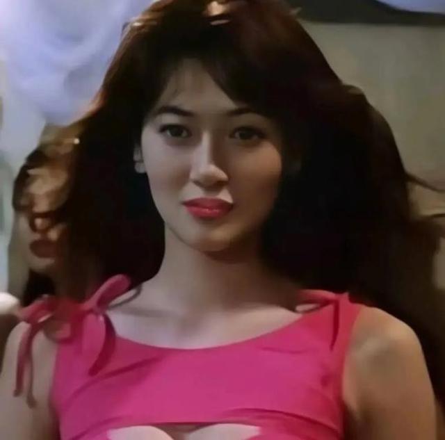 回忆杀！5个美艳三级片女演员，你记得几个？欢迎补充。