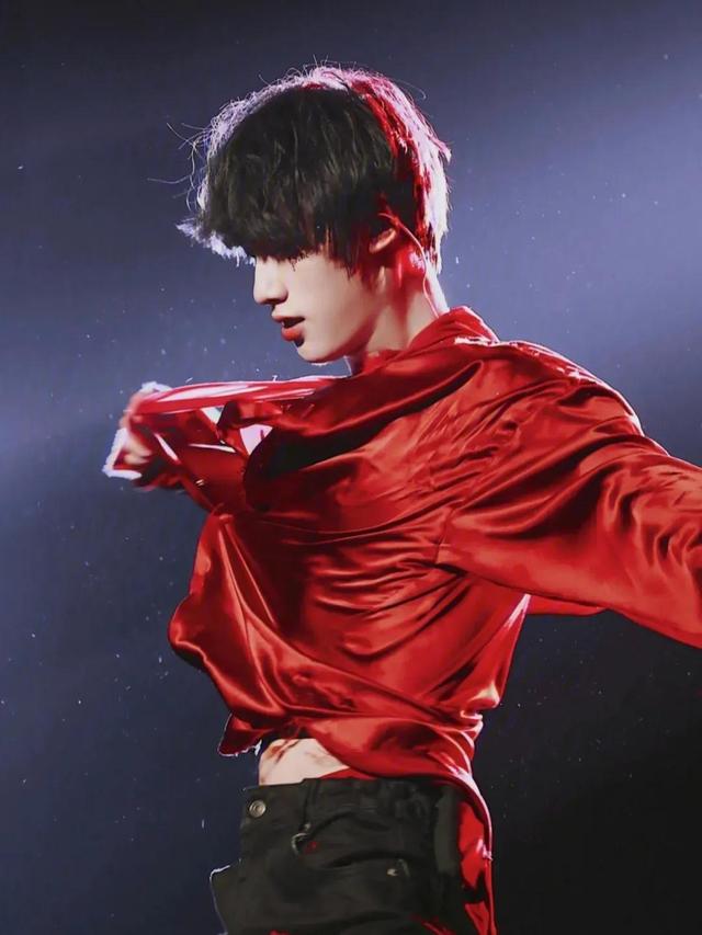 丁程鑫介绍百科