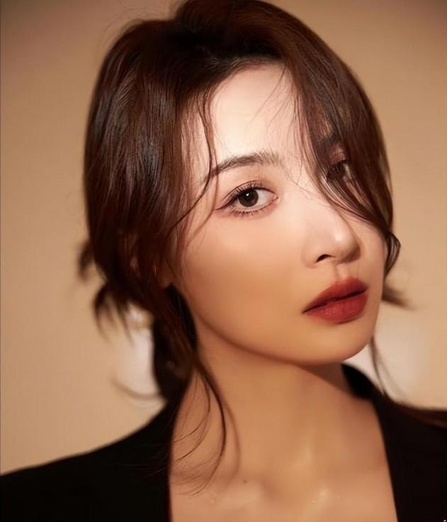 程隆妮：从龙套到女主，6年逆袭人间水蜜桃？她凭啥做到的？