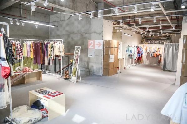 群雄逐鹿，showroom究竟是一门什么生意？