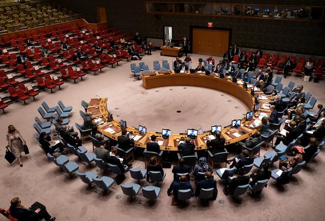 独裁42年得罪五常,中东疯狗卡扎菲,是利比亚救星又死于人民之手